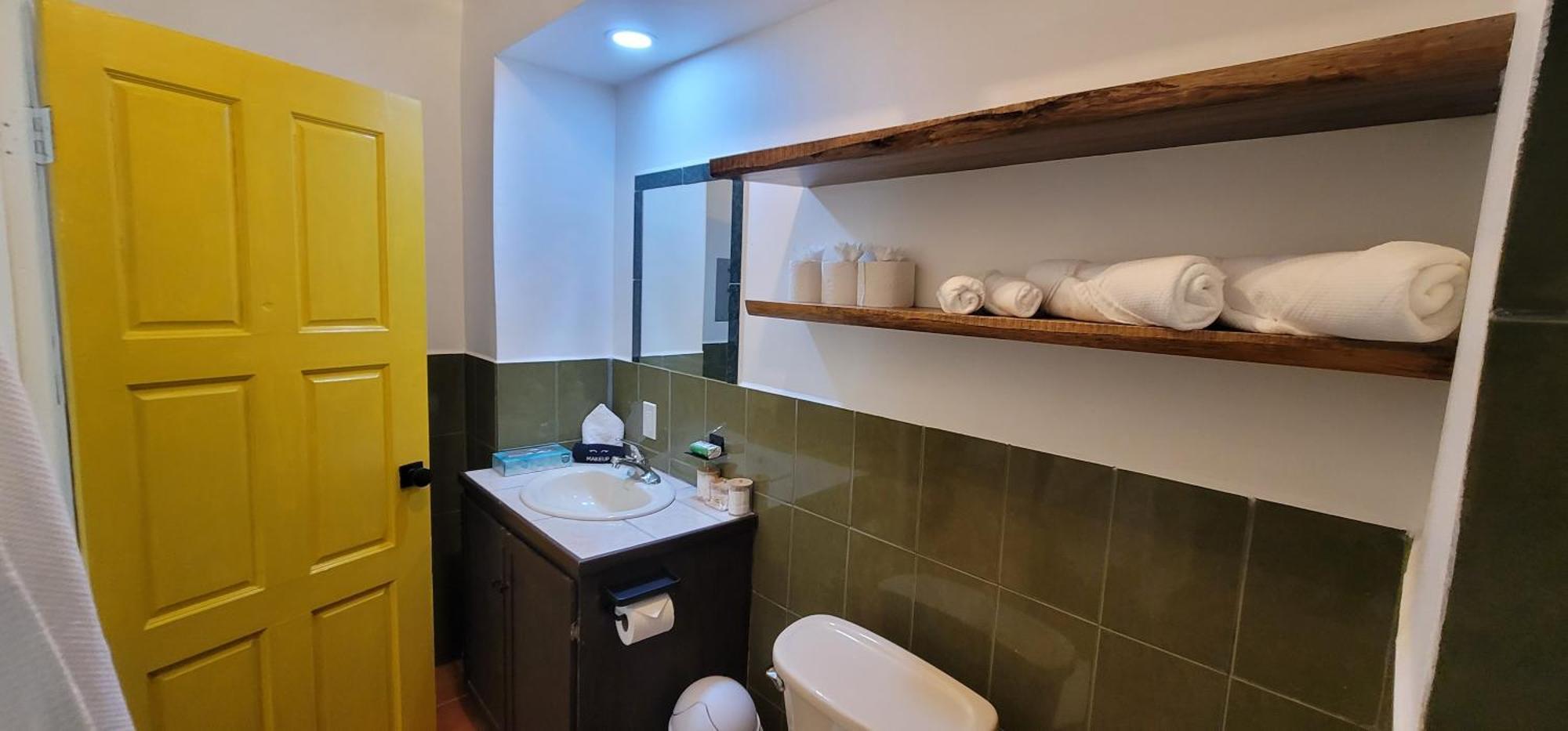 Hotel Alux House Placencia Exterior foto
